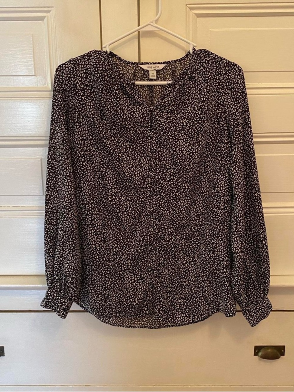 Nine West Black and White Cheetah Printed Long Sleeve Blouse